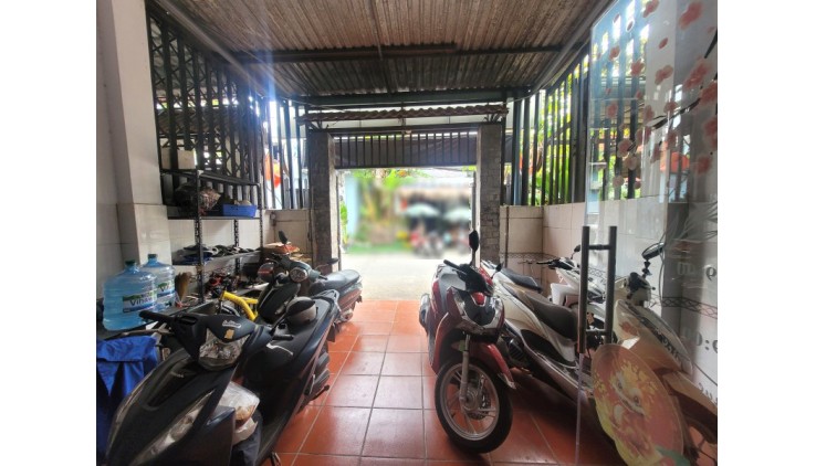 Ngộp Giảm Sốc 2 tỷ Bán Nhà Mặt tiền KD Đỉnh 106m2_5*21 Chỉ 10.5 tỷ Đường 10m Gần Hiệp Bình Hiệp Bình Chánh Thủ Đức Hiếm Có